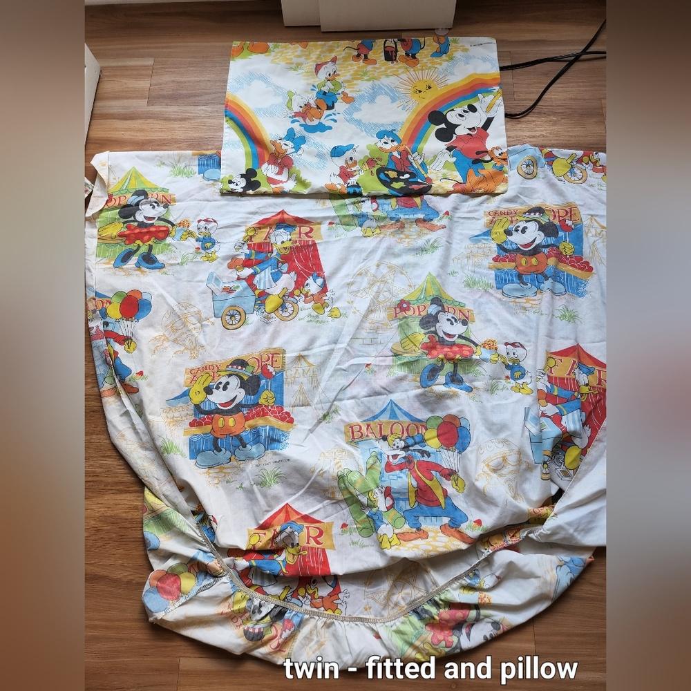 Vintage disney sheets